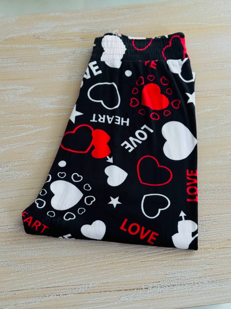 شلوار زنانه شلوار اسلش مخمل اصلی راحتی وارداتی کد ۲۰۱۷۶